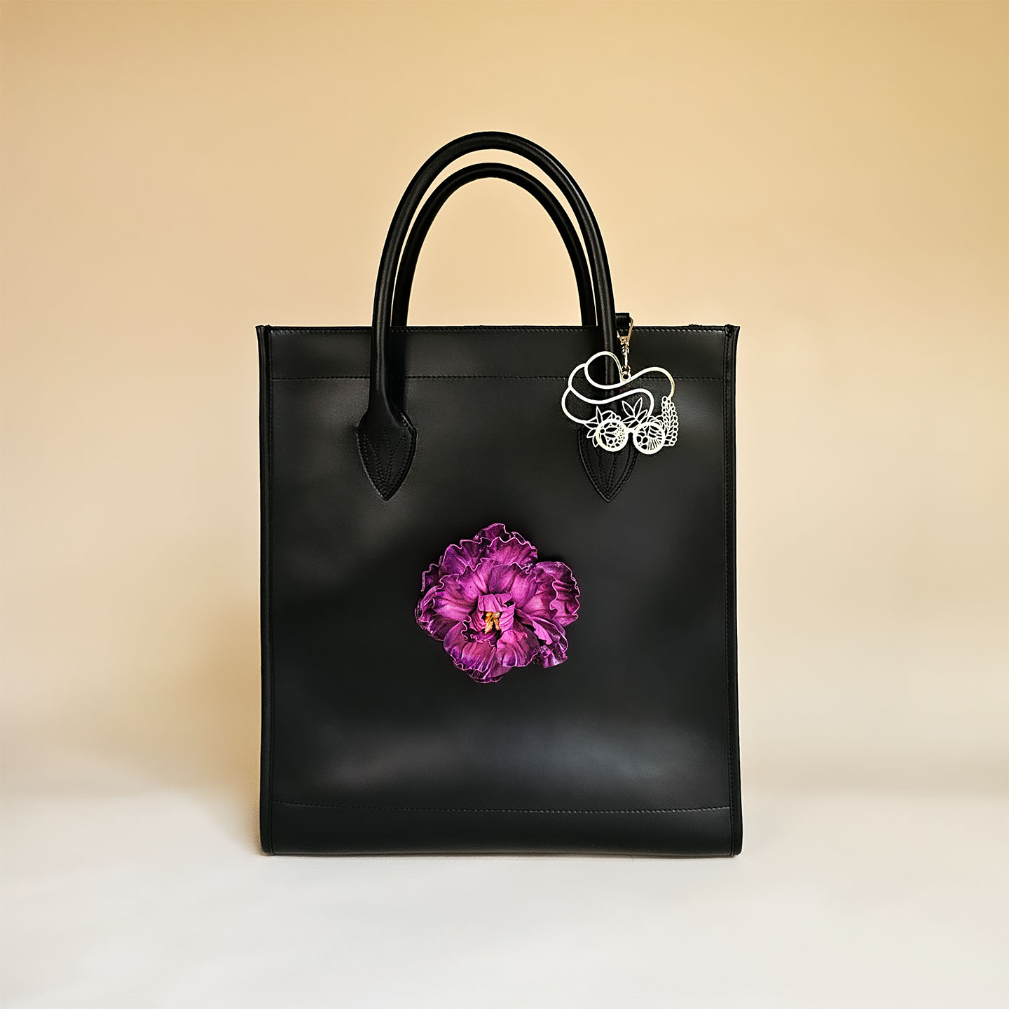 Shopper BOUQUET mit Lederblume Peony in violett, Frontansicht